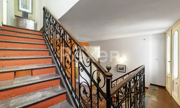Rexer-ROSIGNANO-MONFERRATO-Elegante-Casa-Indipendente-con-Due-Appartamenti-a-Rosignano-Monferrato-Altro