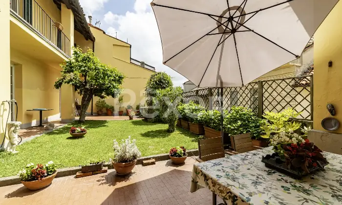 Rexer-ROSIGNANO-MONFERRATO-Elegante-Casa-Indipendente-con-Due-Appartamenti-a-Rosignano-Monferrato-Altro