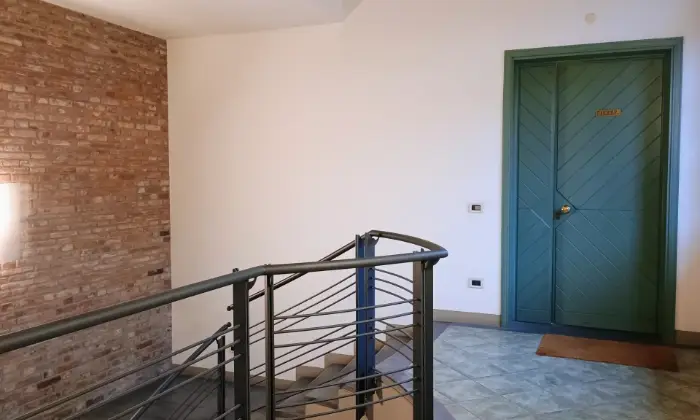 Rexer-Santa-Croce-sullArno-Fabbricato-cieloterra-con-uffici-locati-ad-uso-investimento-Altro
