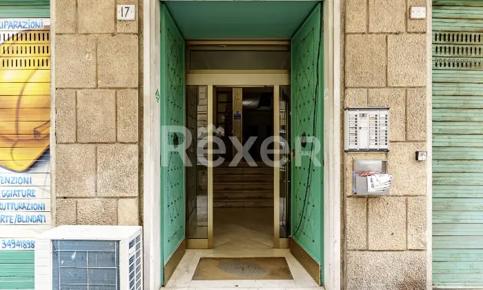 Rexer-Genova-Appartamento-grande-metratura-in-stabile-con-in-fase-di-ultimazione-Zona-comoda-al-centro-Altro