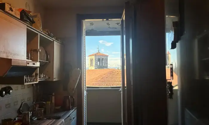 Rexer-Somma-Lombardo-Bilocale-piano-alto-panoramico-Altro