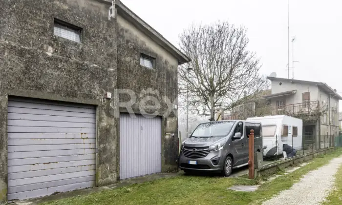 Rexer-BONDENO-CASA-INDIPENDENTE-SU-DUE-LIVELLI-Altro