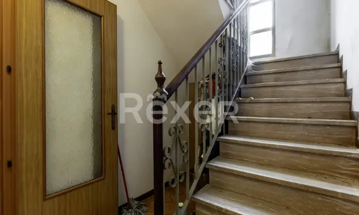 Rexer-BONDENO-CASA-INDIPENDENTE-SU-DUE-LIVELLI-Altro