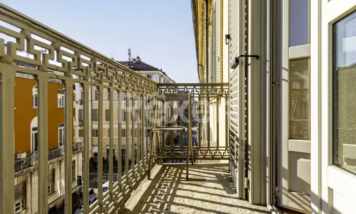 Rexer-Torino-APPARTAMENTO-SIGNORILE-FRAZIONATO-IN-UNITA-ABITATIVE-LOCATE-Altro