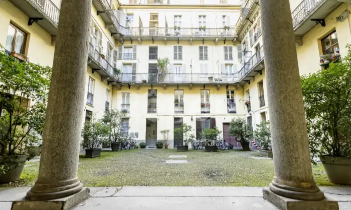 Rexer-Torino-APPARTAMENTO-SIGNORILE-FRAZIONATO-IN-UNITA-ABITATIVE-LOCATE-Altro