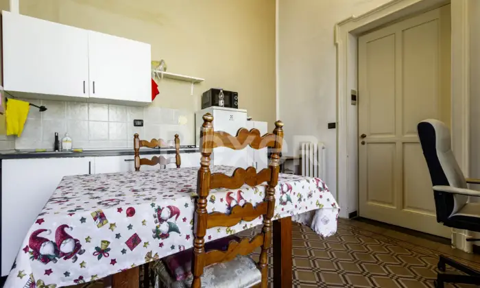 Rexer-Torino-APPARTAMENTO-SIGNORILE-FRAZIONATO-IN-UNITA-ABITATIVE-LOCATE-Altro