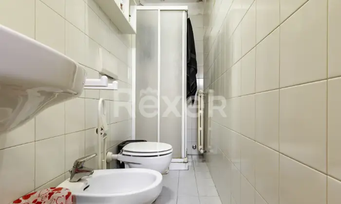 Rexer-Torino-APPARTAMENTO-SIGNORILE-FRAZIONATO-IN-UNITA-ABITATIVE-LOCATE-Altro