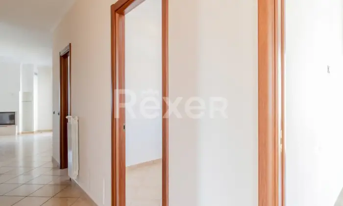Rexer-Faggiano-Luminoso-appartamento-al-piano-con-ascensore-e-posto-auto-assegnato-Altro