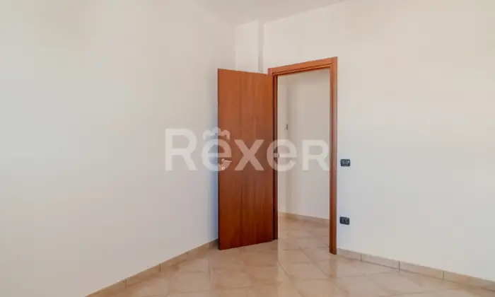 Rexer-Faggiano-Luminoso-appartamento-al-piano-con-ascensore-e-posto-auto-assegnato-Altro