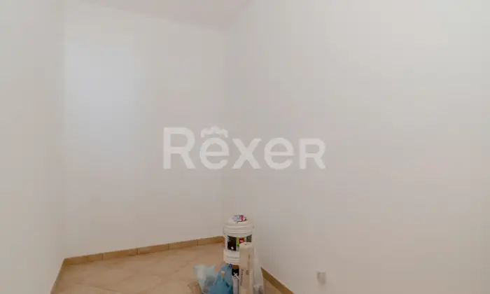 Rexer-Faggiano-Luminoso-appartamento-al-piano-con-ascensore-e-posto-auto-assegnato-Altro
