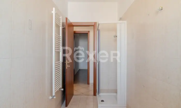Rexer-Faggiano-Luminoso-appartamento-al-piano-con-ascensore-e-posto-auto-assegnato-Altro