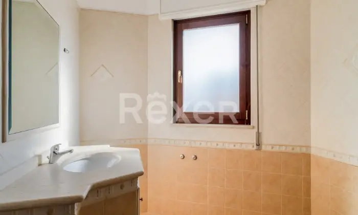 Rexer-Faggiano-Luminoso-appartamento-al-piano-con-ascensore-e-posto-auto-assegnato-Altro