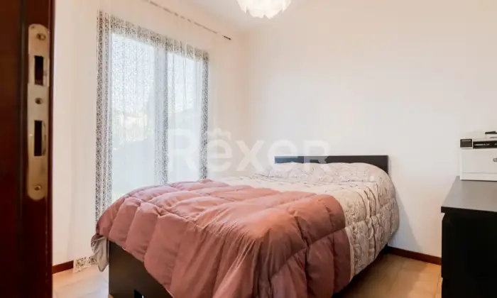 Rexer-Sutri-Bifamiliare-indipendente-Altro