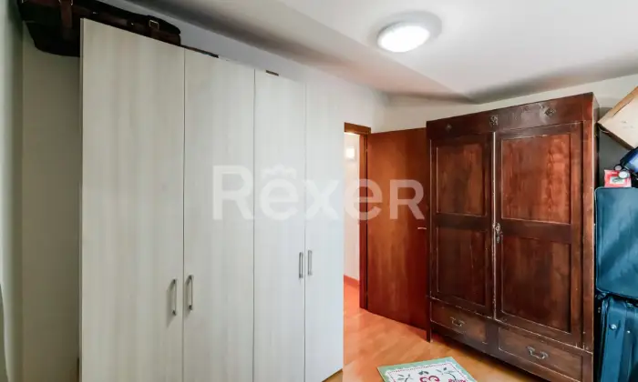 Rexer-Sutri-Bifamiliare-indipendente-Altro