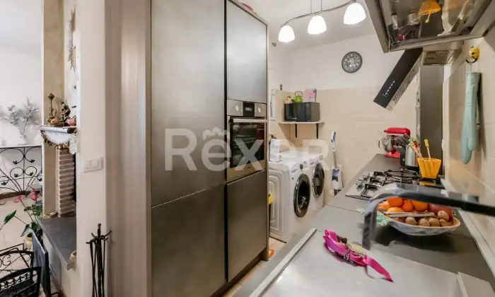 Rexer-Sutri-Bifamiliare-indipendente-Altro