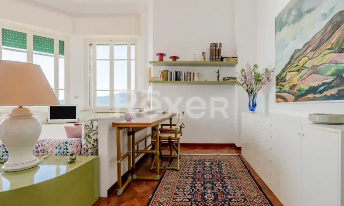 Rexer-zoagli-Unica-propriet-fronte-mare-allinterno-di-villa-depoca-Altro