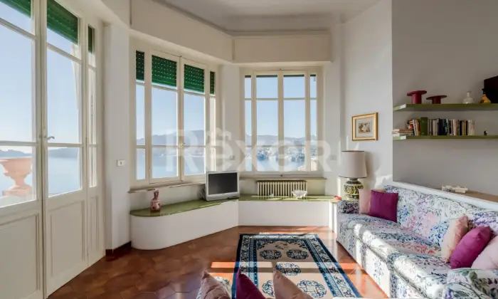 Rexer-zoagli-Unica-propriet-fronte-mare-allinterno-di-villa-depoca-Altro