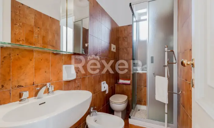 Rexer-zoagli-Unica-propriet-fronte-mare-allinterno-di-villa-depoca-Altro