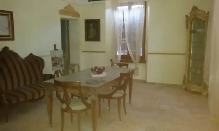 Rexer-Alessandria-Vendesi-casa-in-cascina-Altro