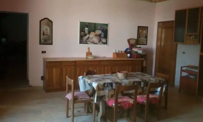 Rexer-Alessandria-Vendesi-casa-in-cascina-Altro