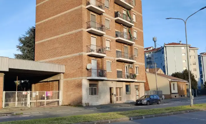 Rexer-Alessandria-Vendesi-Locale-Commerciale-a-Alessandria-Altro