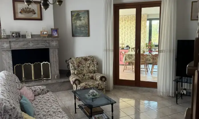Rexer-Morro-dAlba-casa-singola-Soggiorno