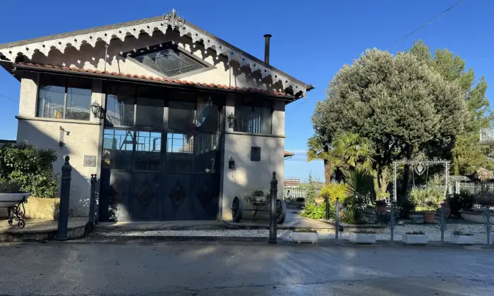 Rexer-Morro-dAlba-casa-singola-Dpendance