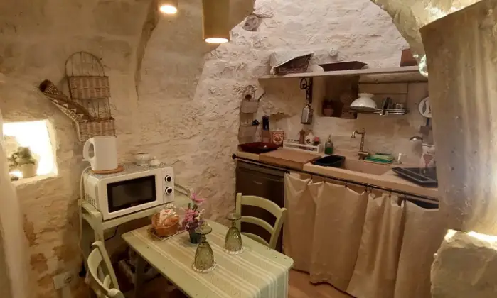 Rexer-Ceglie-Messapica-coninianchi-trulli-yurt-arthouse-Cucina