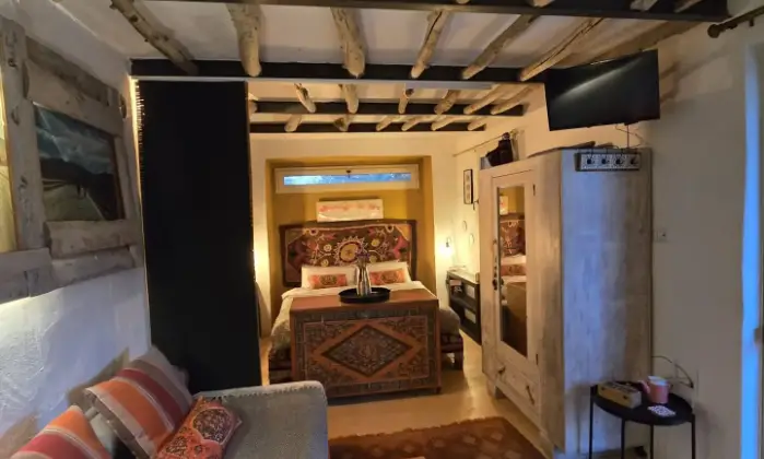 Rexer-Ceglie-Messapica-coninianchi-trulli-yurt-arthouse-Altro