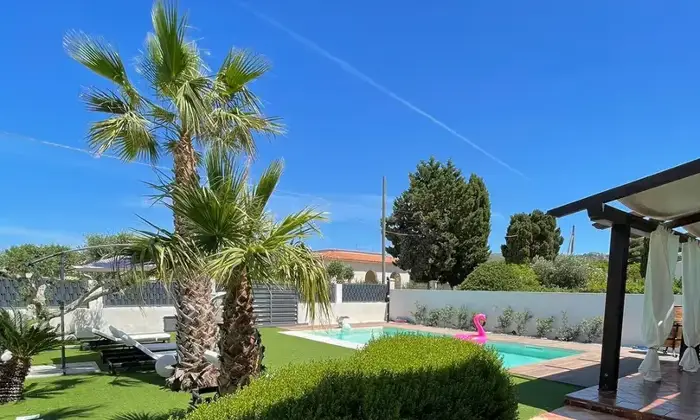 Rexer-Cortigliolo-Villa-con-piscina-in-vendita-a-Valderice-Giardino