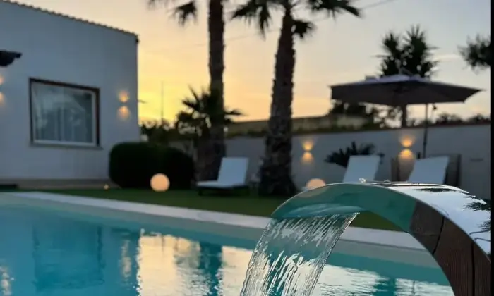 Rexer-Cortigliolo-Villa-con-piscina-in-vendita-a-Valderice-Piscina