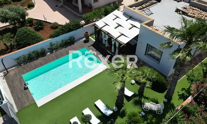 Rexer-Cortigliolo-Villa-con-piscina-in-vendita-a-Valderice-Terrazzo