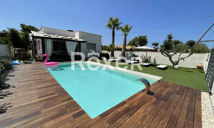 Rexer-Cortigliolo-Villa-con-piscina-in-vendita-a-Valderice-Giardino