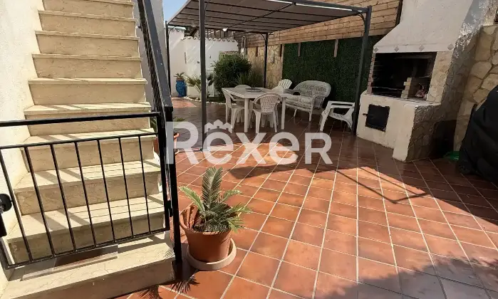 Rexer-Valderice-Villa-con-piscina-in-vendita-a-Valderice-Veranda