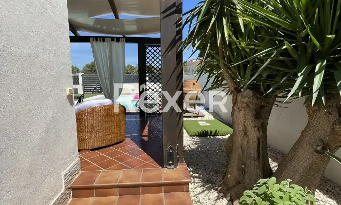 Rexer-Cortigliolo-Villa-con-piscina-in-vendita-a-Valderice-Giardino