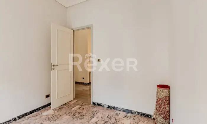 Rexer-Modica-Ampio-appartamento-con-garage-e-cantina-Altro