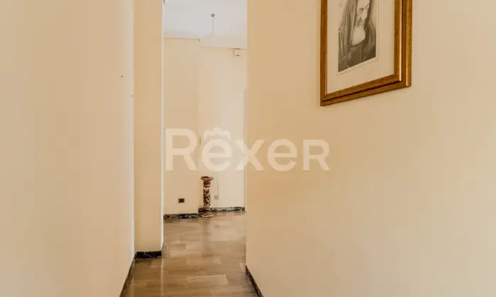 Rexer-Modica-Ampio-appartamento-con-garage-e-cantina-Altro