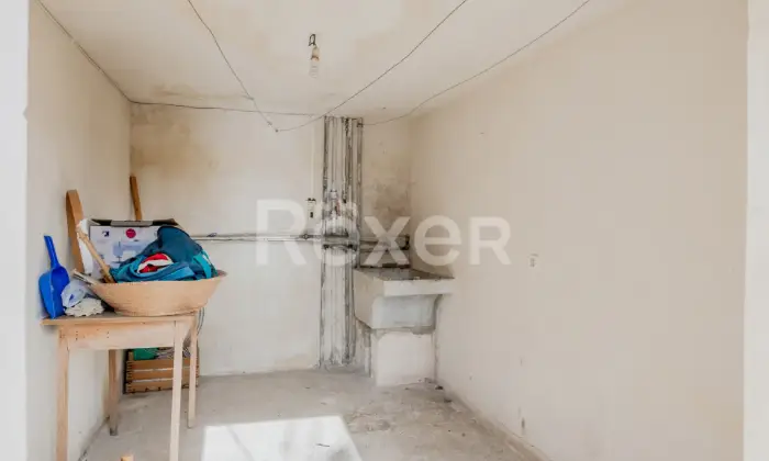 Rexer-Modica-Ampio-appartamento-con-garage-e-cantina-Altro