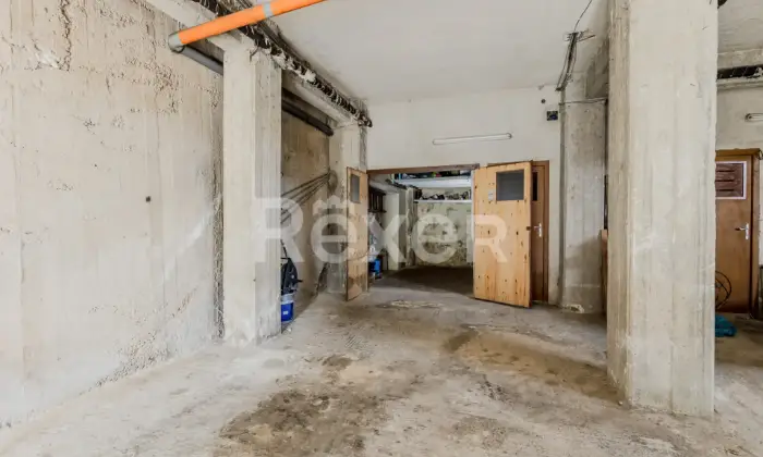 Rexer-Modica-Ampio-appartamento-con-garage-e-cantina-Altro