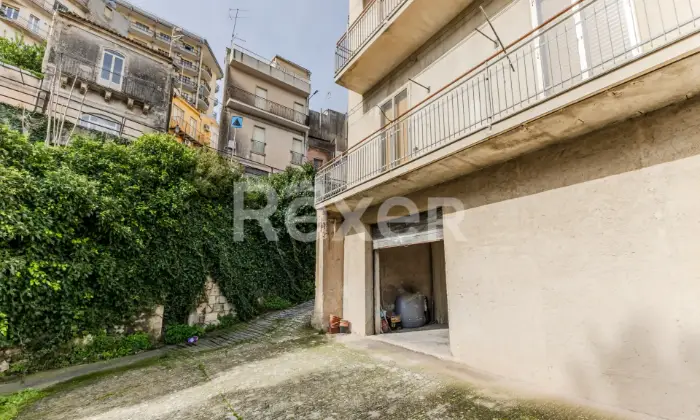 Rexer-Modica-Ampio-appartamento-con-garage-e-cantina-Altro