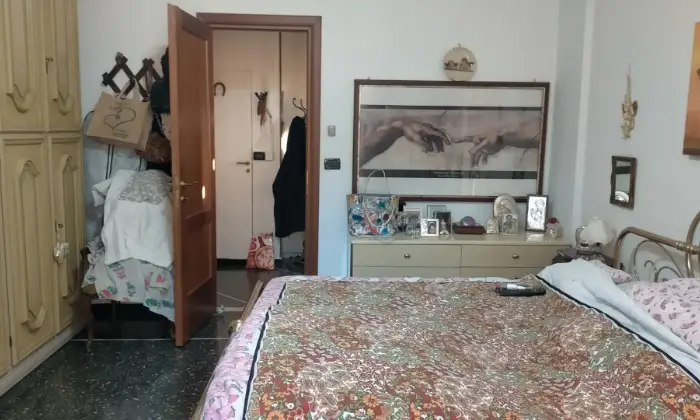 Rexer-Genova-vendo-casa-a-marassi-CameraDaLetto