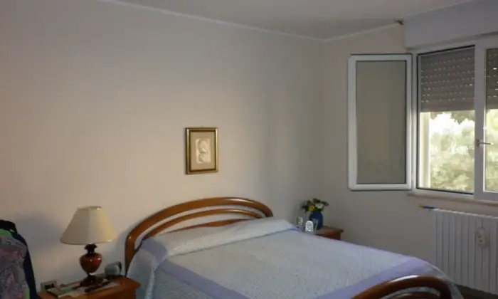 Rexer-Guglionesi-Appartamento-su-due-livelli-Camera-da-letto