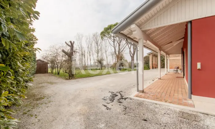 Rexer-San-Don-di-Piave-Casale-del-finemente-ristrutturato-Altro
