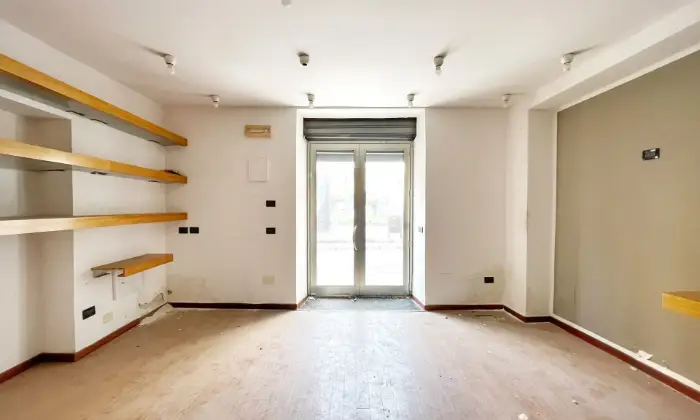 Rexer-Alcamo-Vendesi-Locale-Commerciale-in-Corso-VI-Aprile-ad-Alcamo-Altro