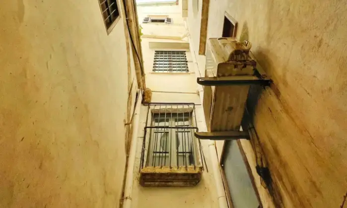 Rexer-Alcamo-Vendesi-Locale-Commerciale-in-Corso-VI-Aprile-ad-Alcamo-Altro