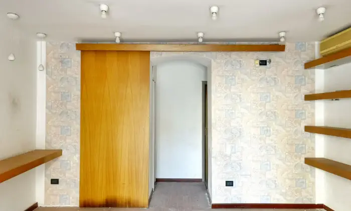 Rexer-Alcamo-Vendesi-Locale-Commerciale-in-Corso-VI-Aprile-ad-Alcamo-Altro