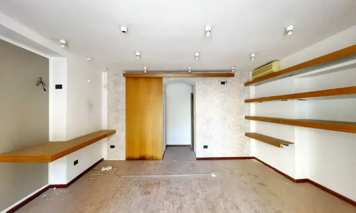 Rexer-Alcamo-Vendesi-Locale-Commerciale-in-Corso-VI-Aprile-ad-Alcamo-Altro
