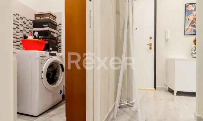 Rexer-Chieri-Nuda-propriet-Ristrutturato-con-box-auto-Altro