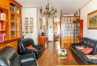 Rexer-Milano-Splendido-locali-con-box-Altro