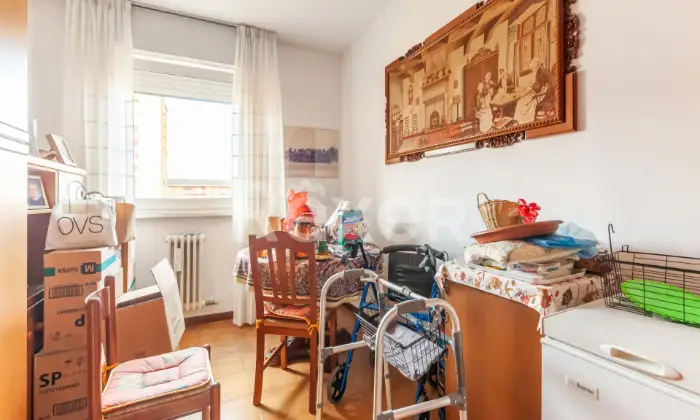 Rexer-Milano-Splendido-locali-con-box-Altro